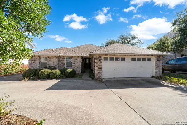 $2,200 | 25026 Flying Arrow, San Antonio, TX 78258