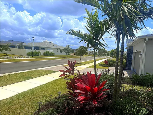 $3,500 | 10503 Southwest Orana Drive, Port St. Lucie, FL 34987