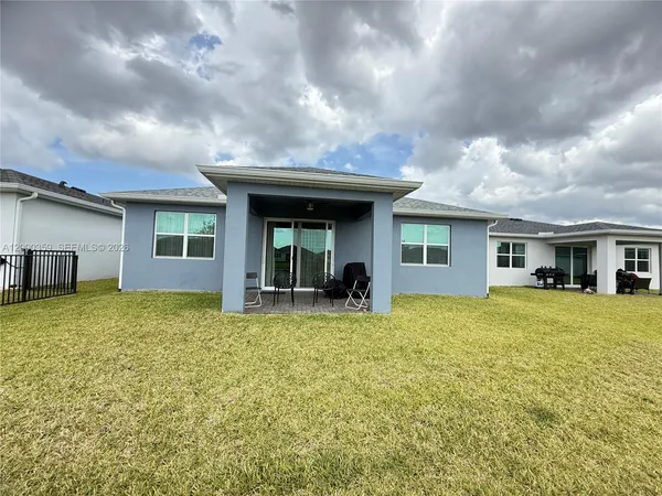 $3,500 | 10503 Southwest Orana Drive, Port St. Lucie, FL 34987