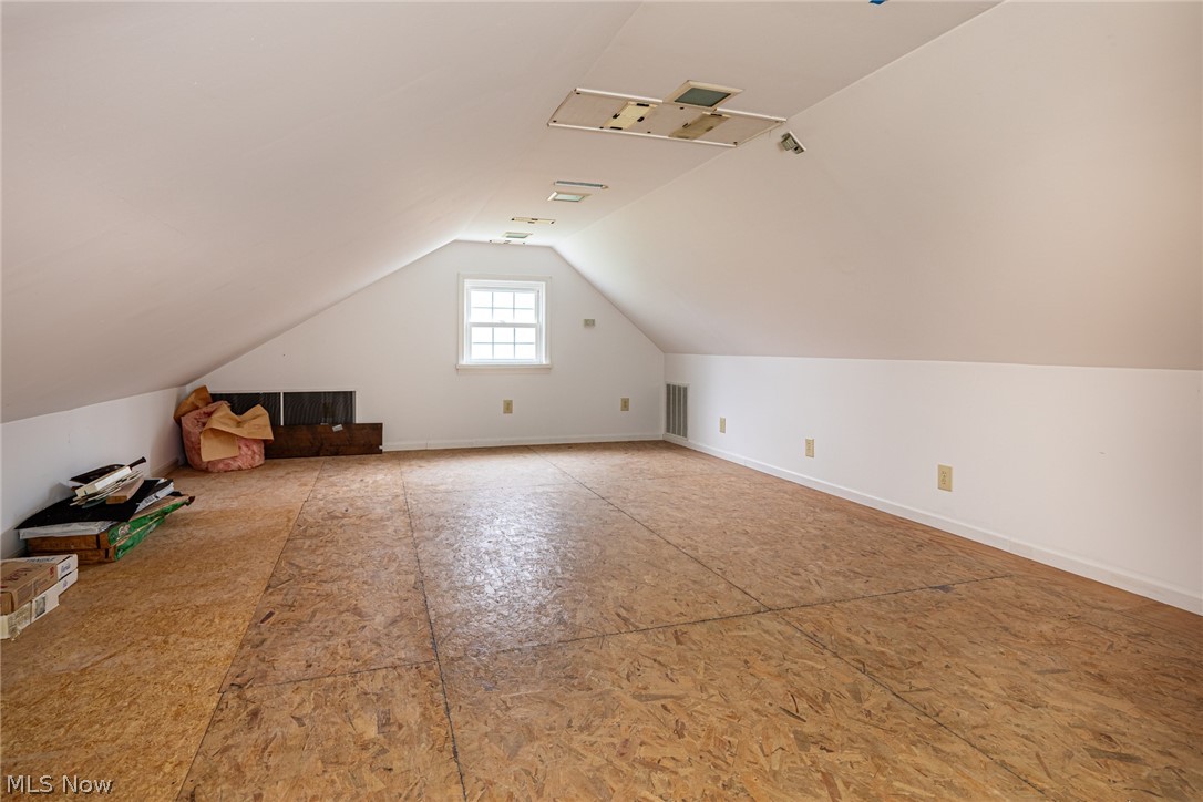 2175 Cambridge Road Coshocton, OH 43812 - Photo 15 of 43