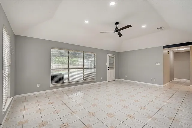 $289,000 | 111 Ambershadow Drive, Houston, TX 77015