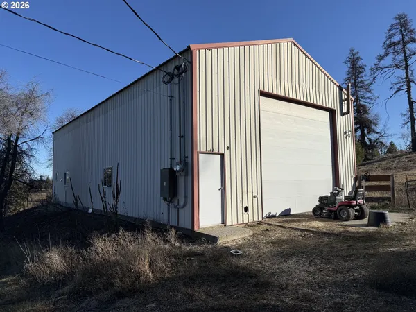 $879,000 | 70677 Follett Road, Elgin, OR 97827