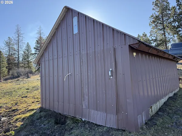 $879,000 | 70677 Follett Road, Elgin, OR 97827