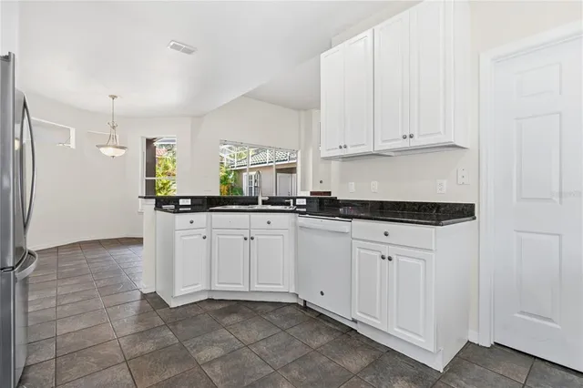 $3,800 | 7613 Torino Court, Orlando, FL 32835