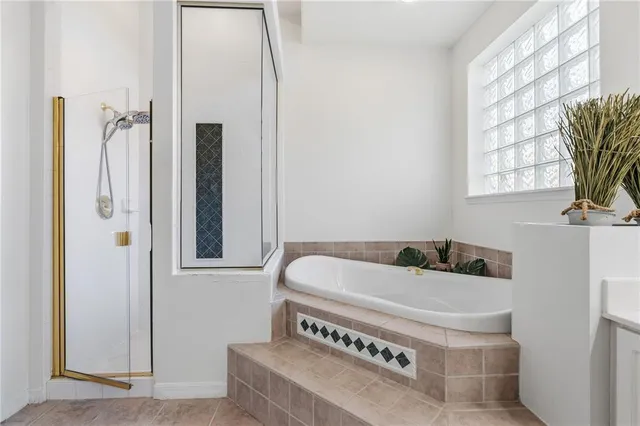 $3,800 | 7613 Torino Court, Orlando, FL 32835