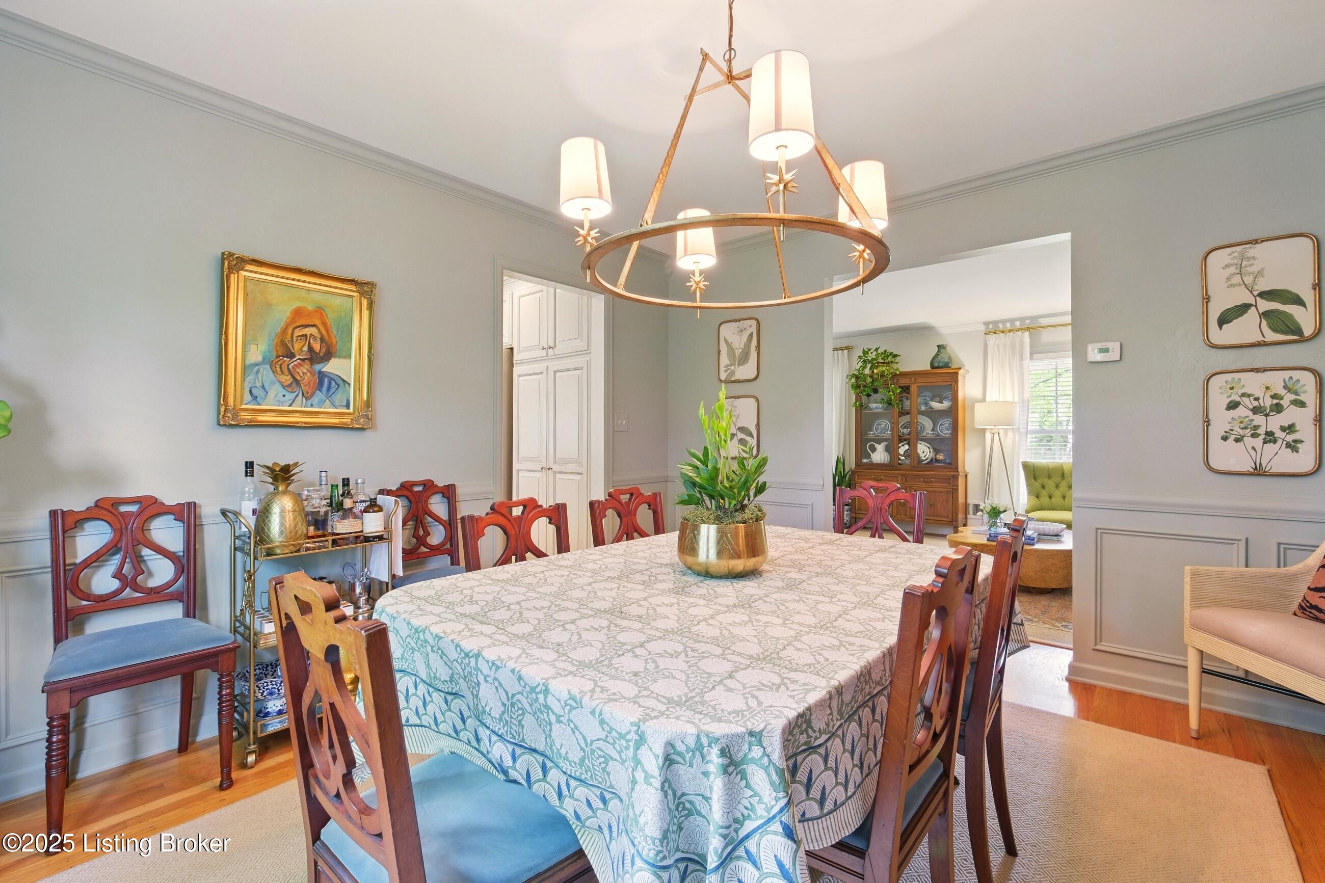 6105 Rodes Drive Louisville, KY 40222 - Photo 7 of 50 6105rodes_louisvillerealestatemedia_026