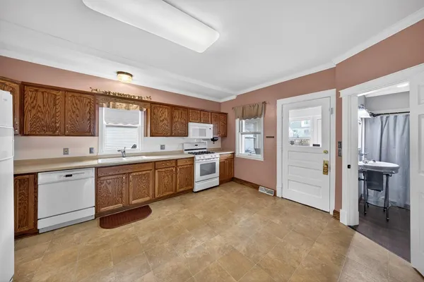 $194,900 | 1310 Bush Street, Red Wing, MN 55066