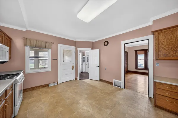 $194,900 | 1310 Bush Street, Red Wing, MN 55066