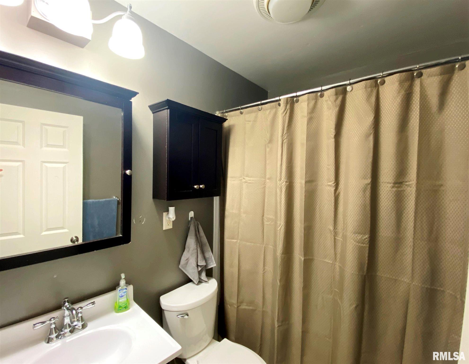 1912 Creighton Road Springfield, IL 62703 - Photo 18 of 30 Gallery Image 18
