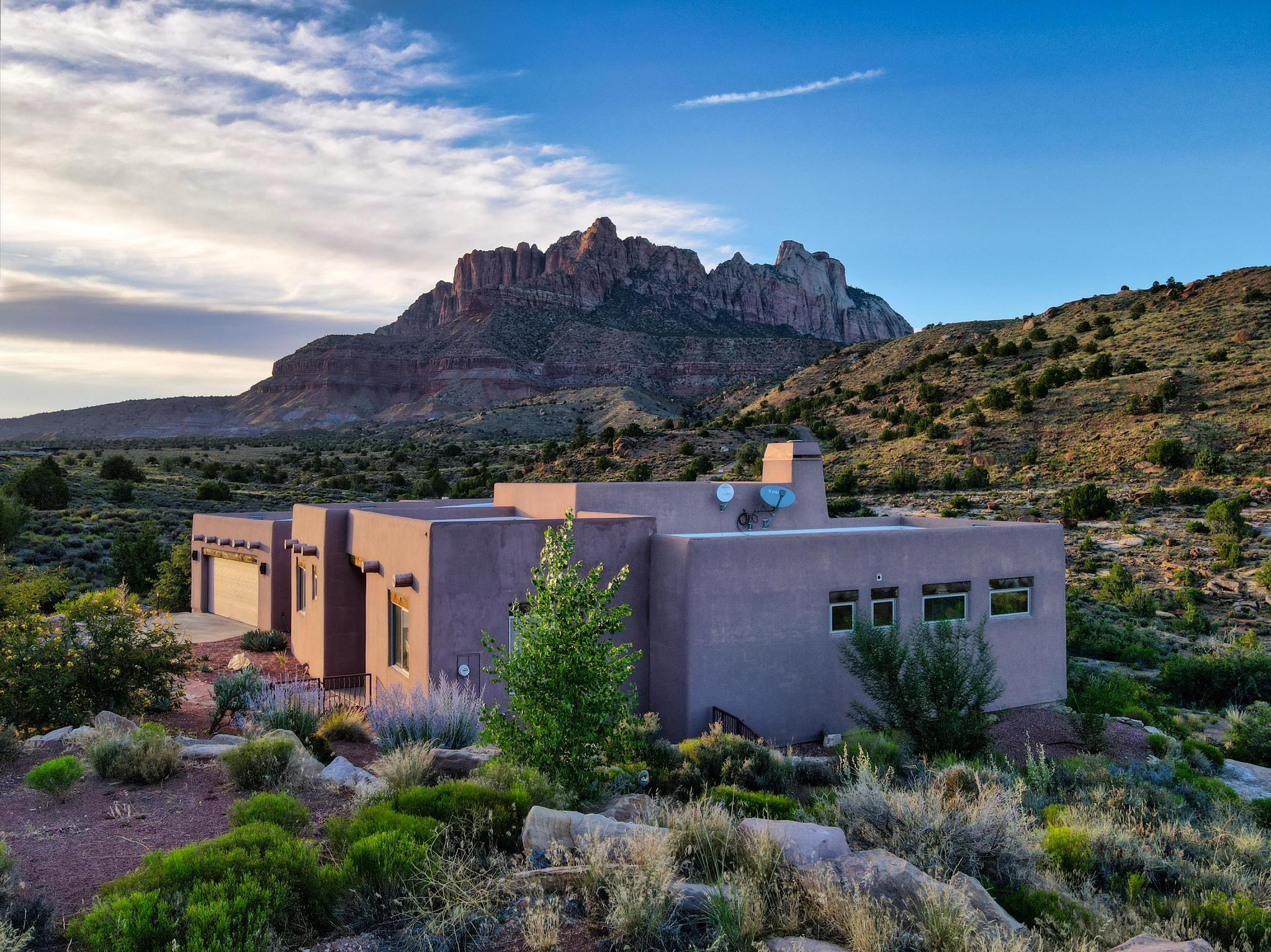 2907 Zuni Circle Springdale, UT 84767 - Photo 73 of 99 "Protected Views. End-of-Cul-de-Sac Privacy. Minutes from Zion NP."
