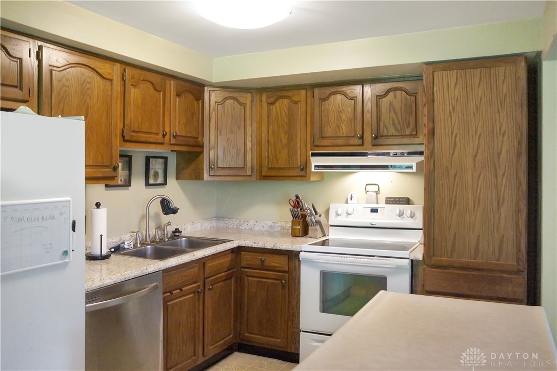 170 Bethel Road Centerville, OH 45458 - Photo 9 of 35