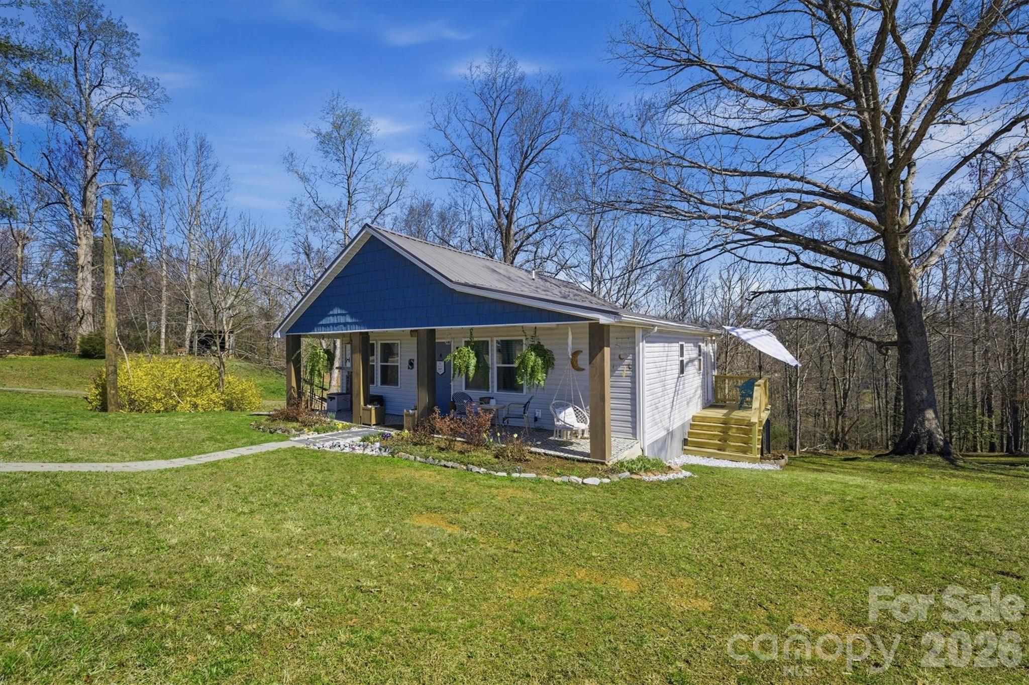 100 Reed Street Morganton, NC 28655 - Photo 3 of 22 Gallery Image 3
