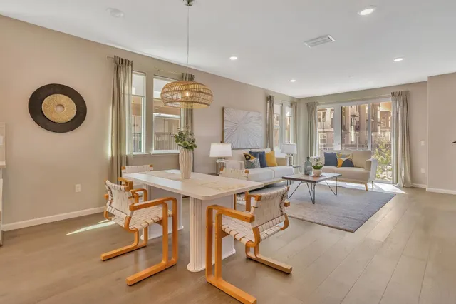 $1,295,000 | 298 Agustin Narvaez Street, Unit 6, San Jose, CA 95136