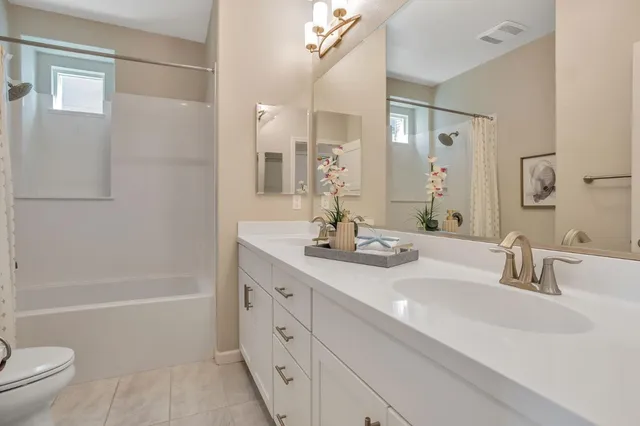 $1,295,000 | 298 Agustin Narvaez Street, Unit 6, San Jose, CA 95136