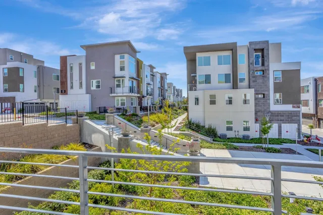 $1,295,000 | 298 Agustin Narvaez Street, Unit 6, San Jose, CA 95136