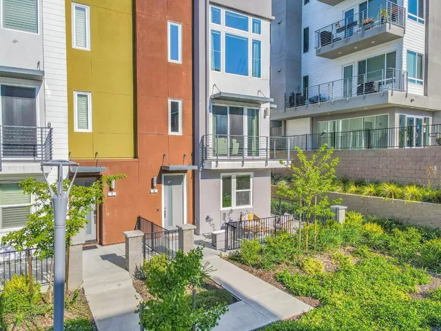 $1,295,000 | 298 Agustin Narvaez Street, Unit 6, San Jose, CA 95136