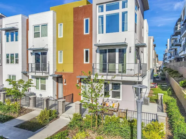 $1,295,000 | 298 Agustin Narvaez Street, Unit 6, San Jose, CA 95136