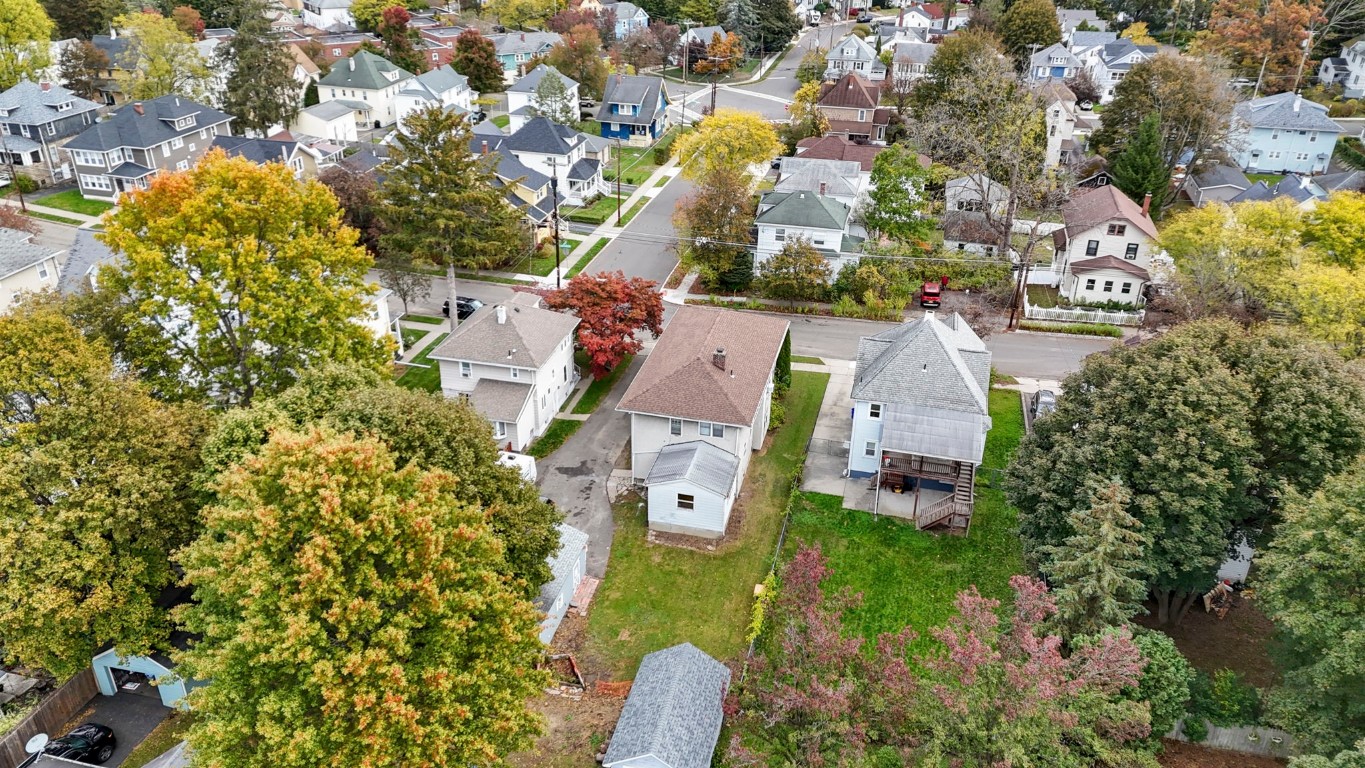 87 Crestmont Road Binghamton, NY 13905 - Photo 4 of 24