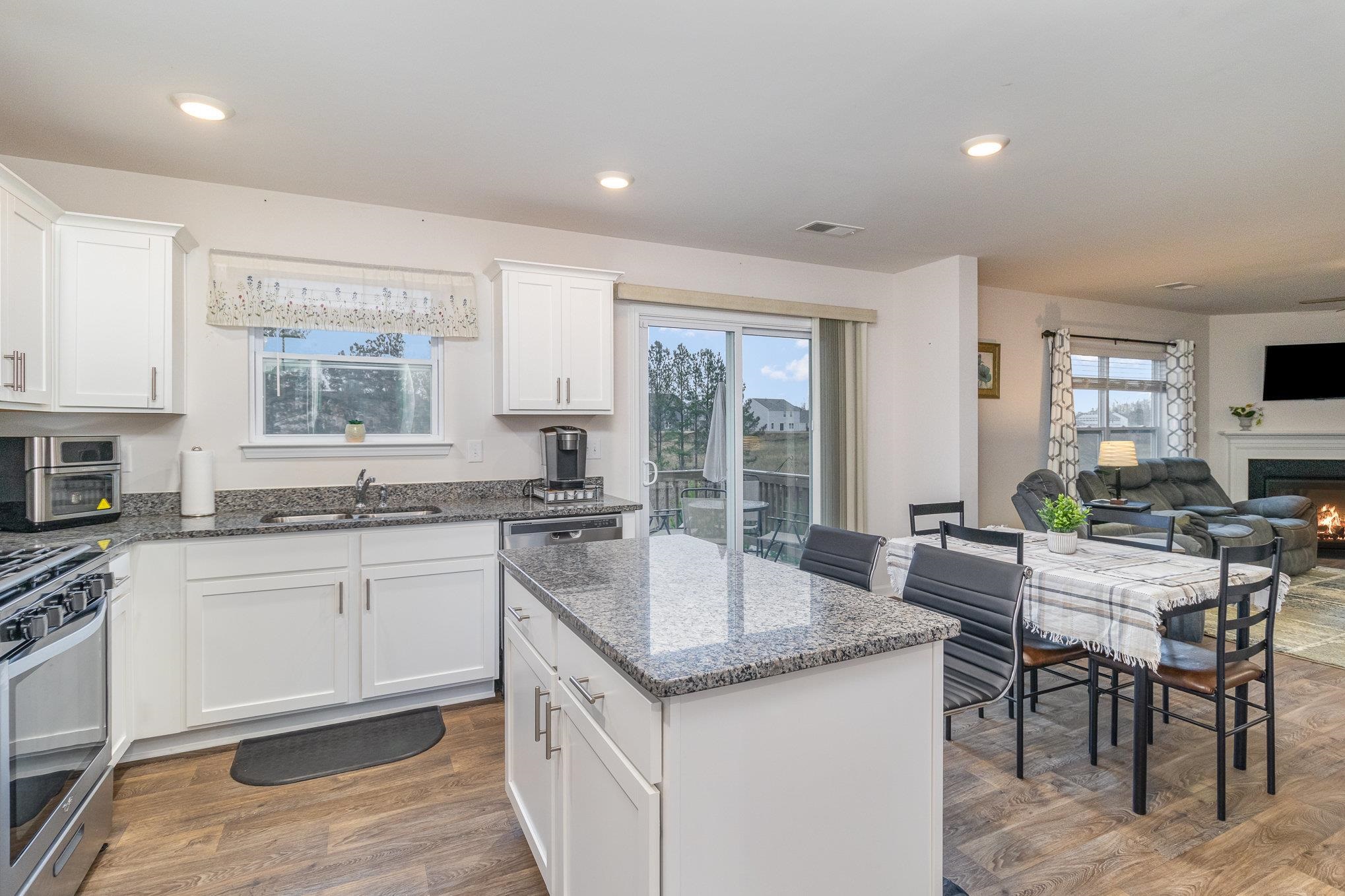 3812 Sapling Lane Moore, SC 29369 - Photo 8 of 38