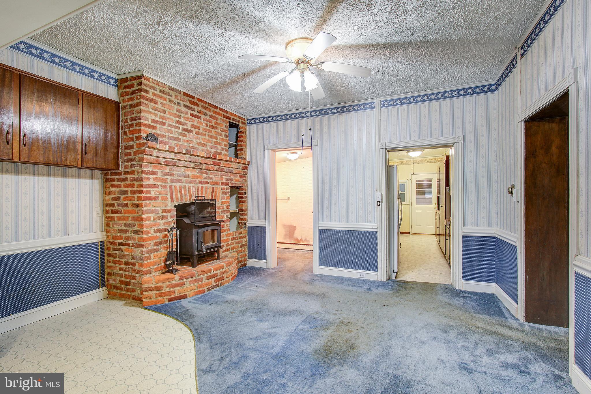 4303 Main Street Rohrersville, MD 21779 - Photo 13 of 33 Dining Area
