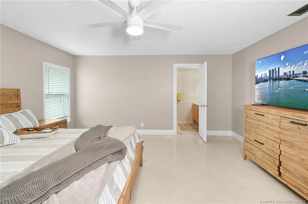 2061 Southwest Perry Terrace Stuart, FL 34997 - Photo 13 of 28 Gallery Image 13