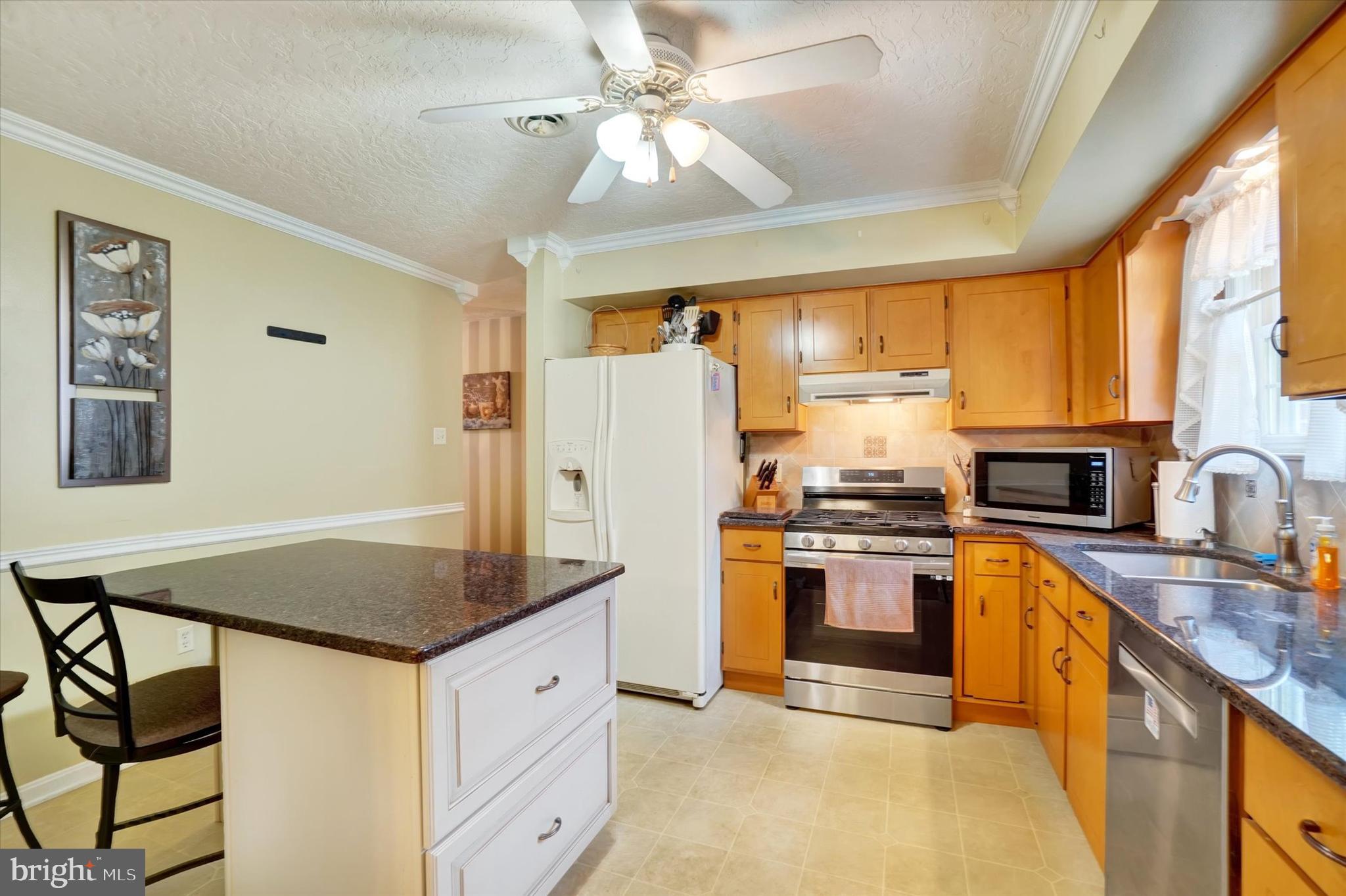 1842 Walnut Bottom Road York, PA 17408 - Photo 8 of 27
