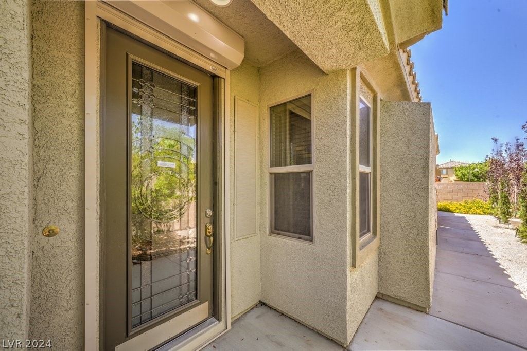 186 Short Ruff Way Las Vegas, NV 89148 - Photo 5 of 43 Gallery Image 5