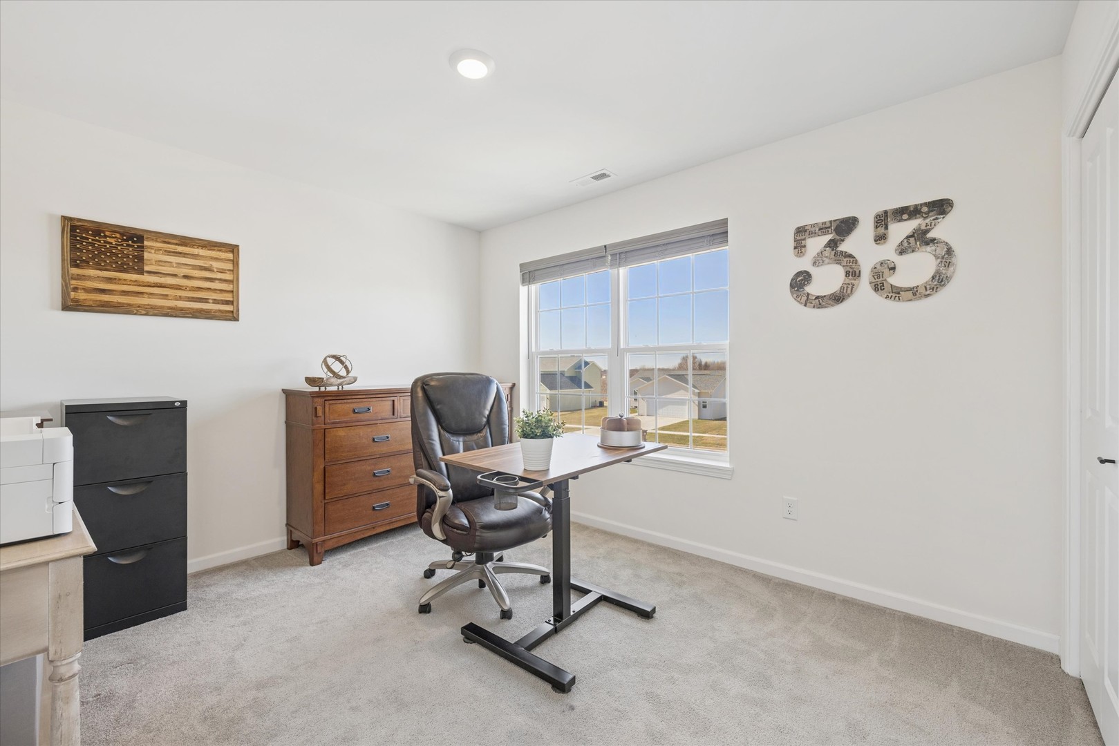 602 Apple Valley Road Harvard, IL 60033 - Photo 11 of 24 a workspace with a window