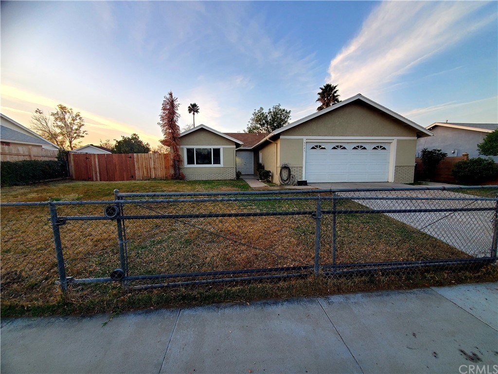 9085 Randolph Street Riverside, CA 92503 - Photo 1 of 1
