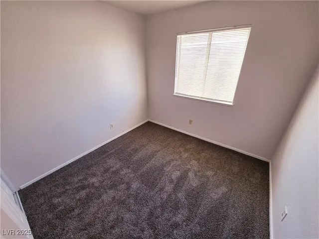 $1,695 | 7525 Hickory Hills Drive, Las Vegas, NV 89130