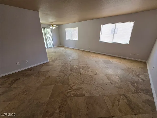 $1,695 | 7525 Hickory Hills Drive, Las Vegas, NV 89130