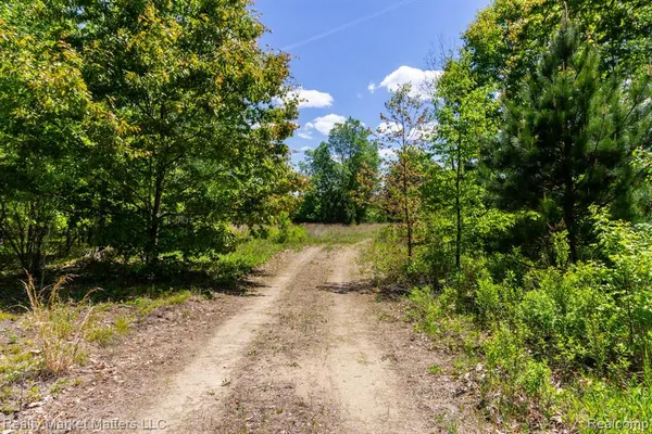 $155,000 | 5400 Snow Den Trail, Columbiaville, MI 48421