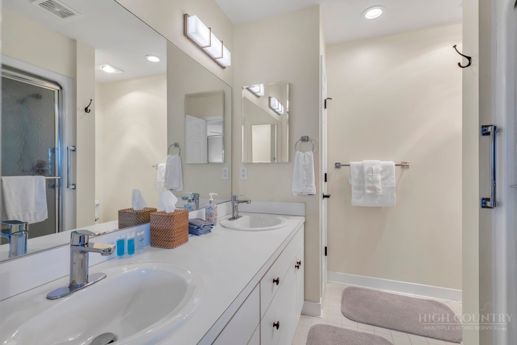 784 Alpine Drive Seven Devils, NC 28604 - Photo 20 of 50