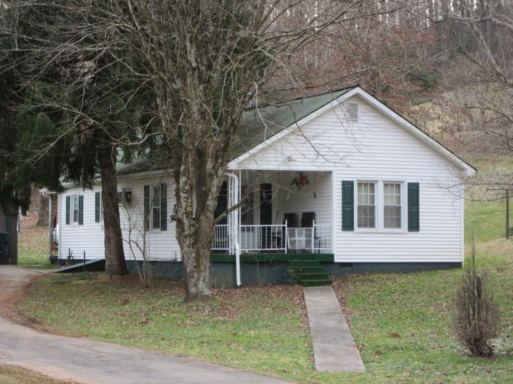 278 Muddy Branch Road Elizabethton, TN 37643 - Photo 2 of 18 Photo 2