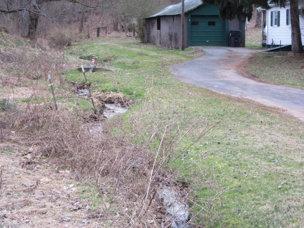 278 Muddy Branch Road Elizabethton, TN 37643 - Photo 3 of 18 Photo 3