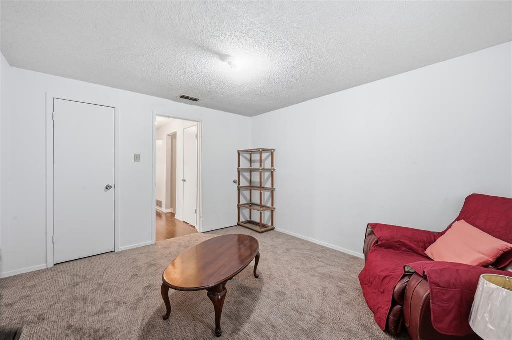 6805 Wagonet Road Forest Hill, TX 76140 - Photo 20 of 34