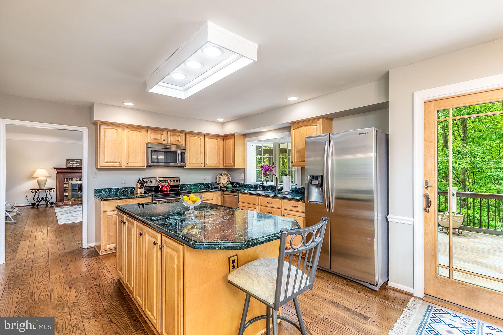 1954 Barton Hill Road Reston, VA 20191 - Photo 11 of 48