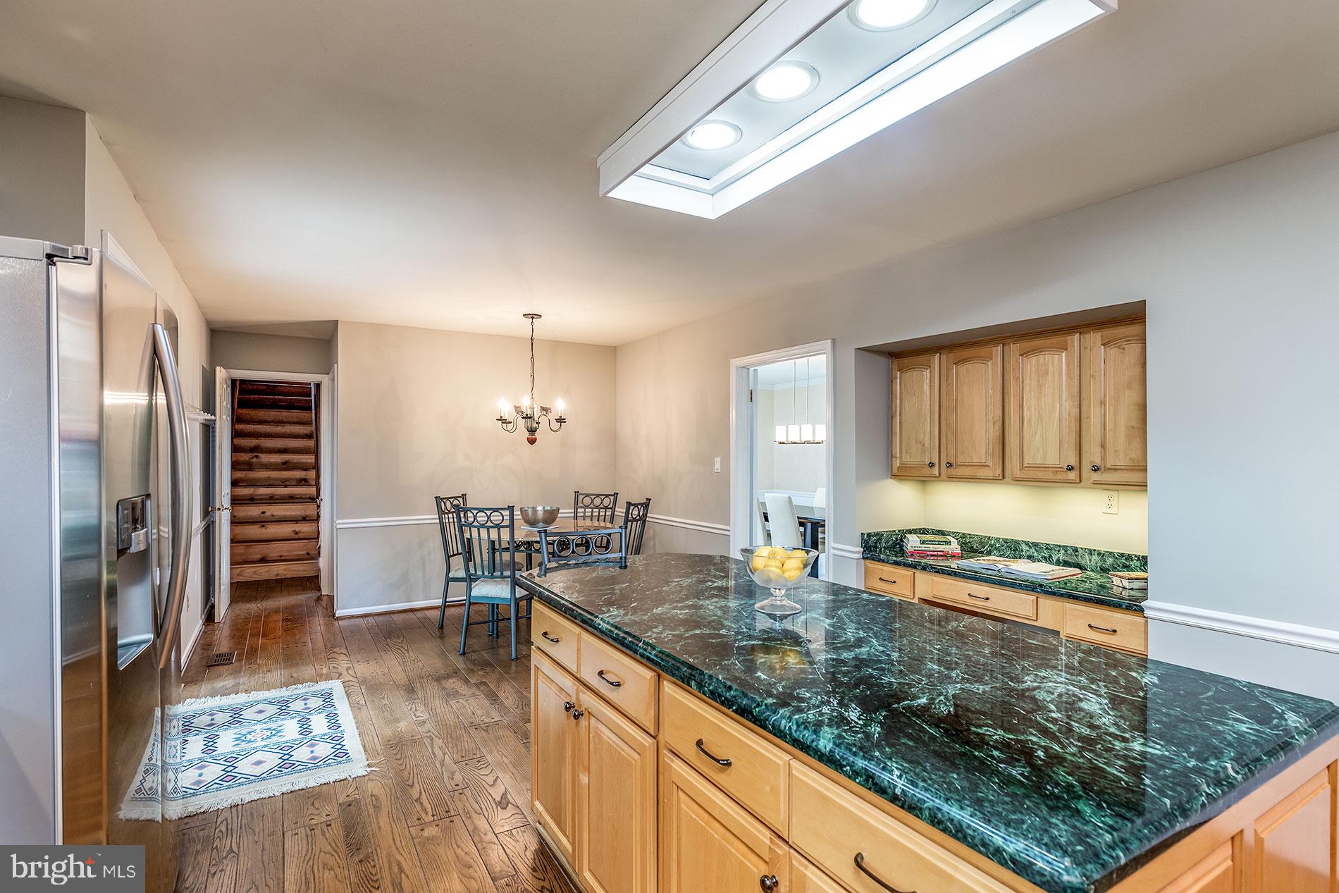 1954 Barton Hill Road Reston, VA 20191 - Photo 13 of 48