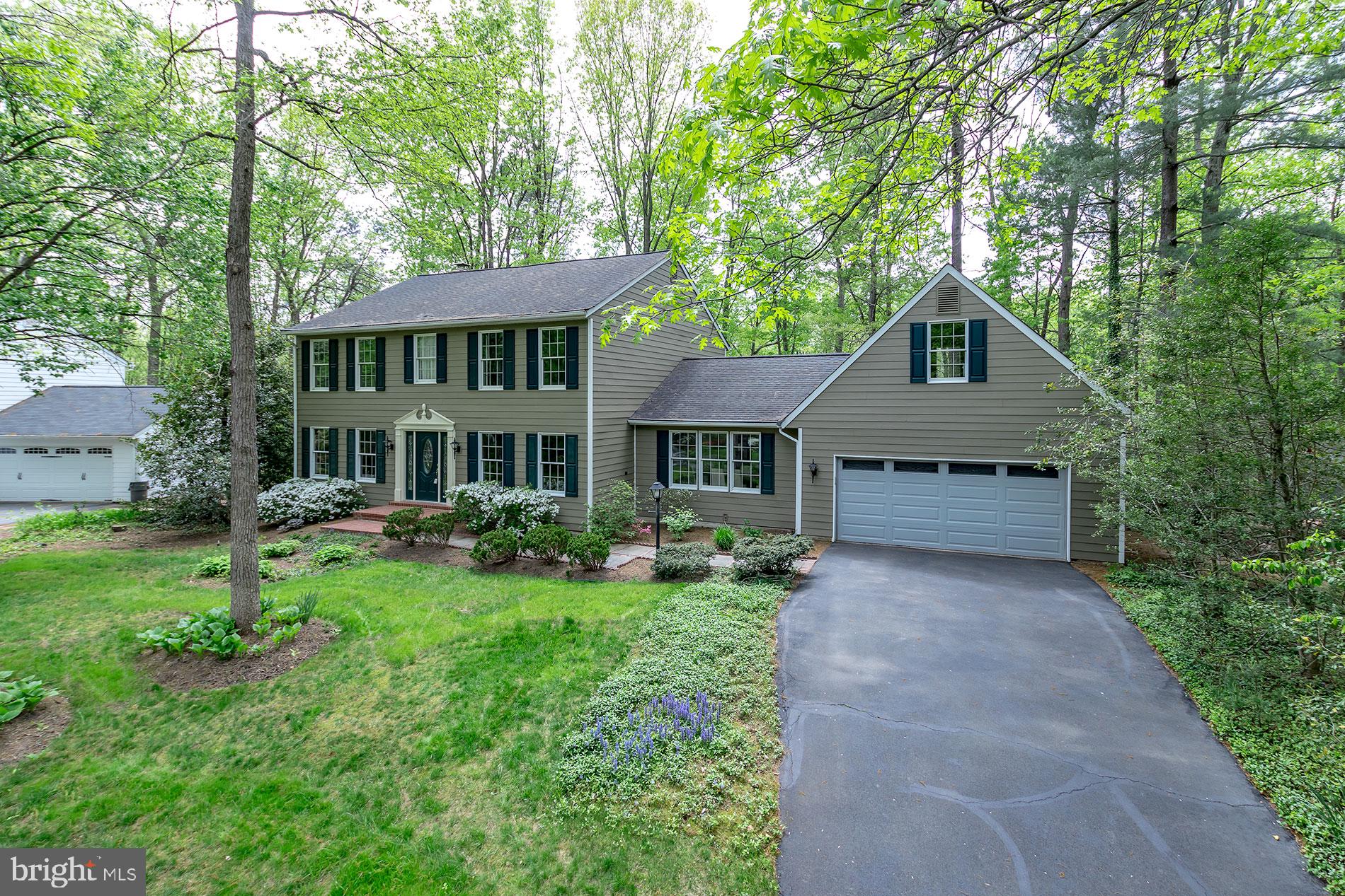 1954 Barton Hill Road Reston, VA 20191 - Photo 44 of 48