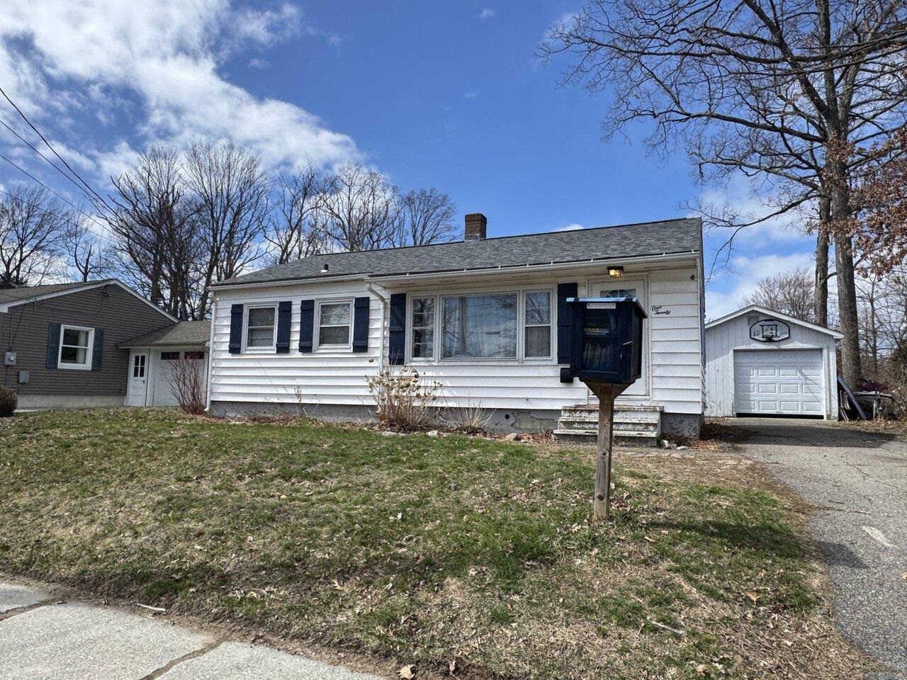 120 Heineberg Road Burlington, VT 05408 - Photo 2 of 33