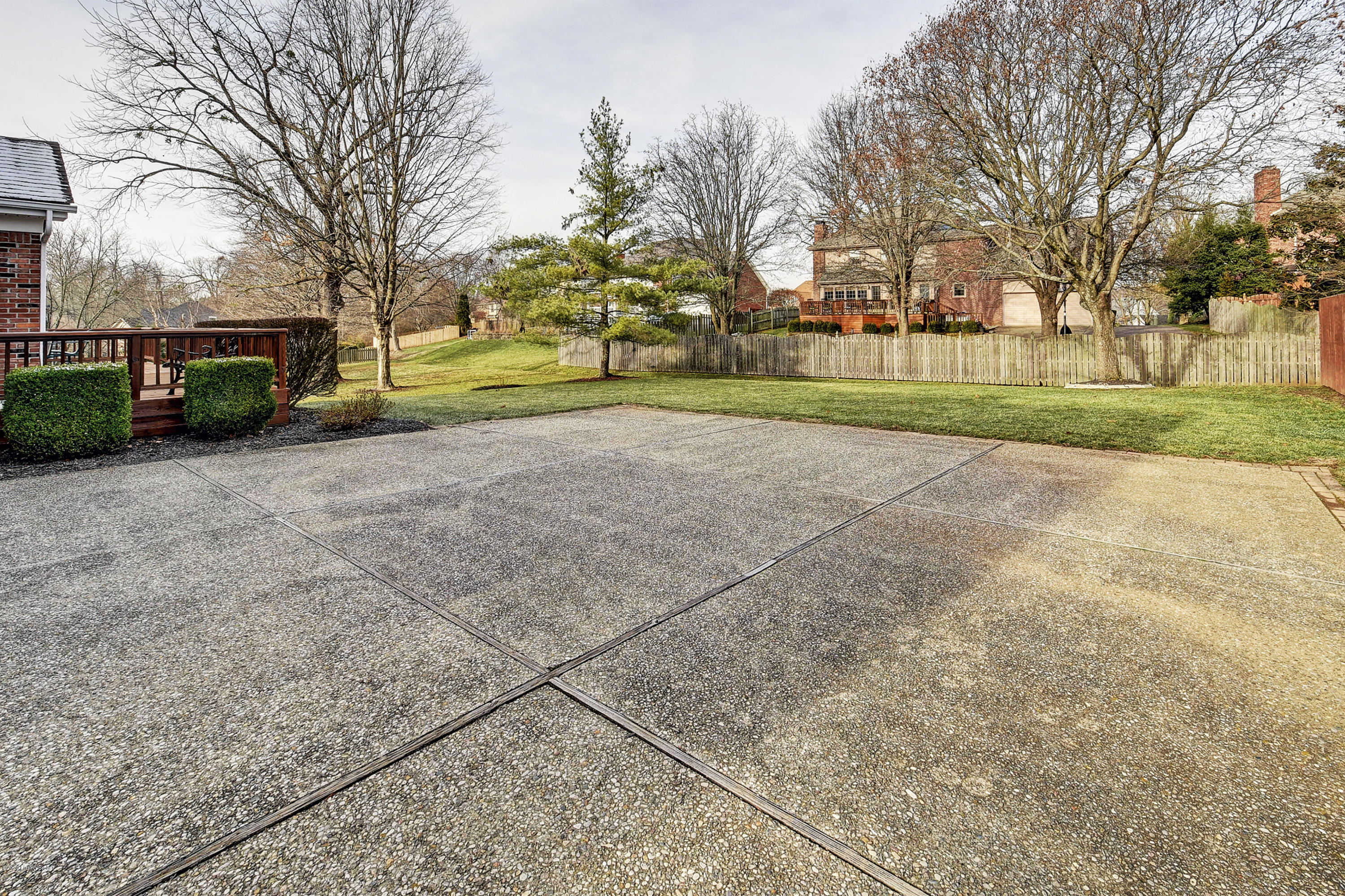 7209 Trail Ridge Court Louisville, KY 40241 - Photo 50 of 51 Loads of Parking
