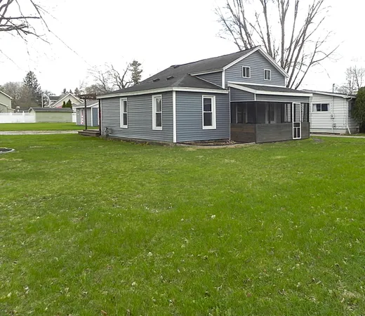 $165,000 | 330 East Market Street, Centreville, MI 49032