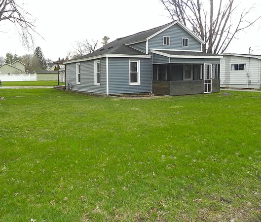$160,000 | 330 East Market Street, Centreville, MI 49032