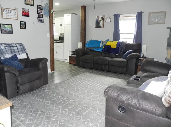 $160,000 | 330 East Market Street, Centreville, MI 49032