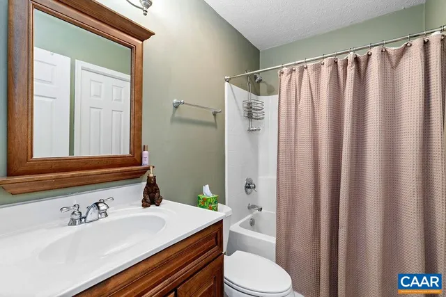 $709,000 | 679 Pedlars Edge Drive, Wintergreen, VA 22967