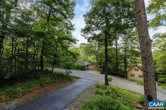 $709,000 | 679 Pedlars Edge Drive, Wintergreen, VA 22967