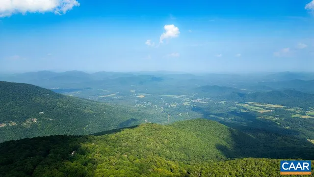 $709,000 | 679 Pedlars Edge Drive, Wintergreen, VA 22967