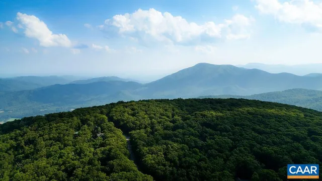 $709,000 | 679 Pedlars Edge Drive, Wintergreen, VA 22967