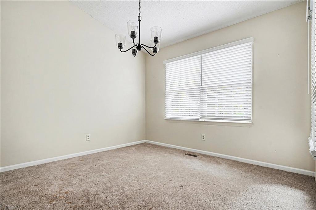 1201 Deptford Court Raleigh, NC 27609 - Photo 5 of 20