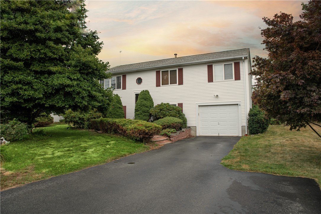 87 Leon E Whipple Road Warwick, RI 02886 - Photo 1 of 30 Gallery Image 1